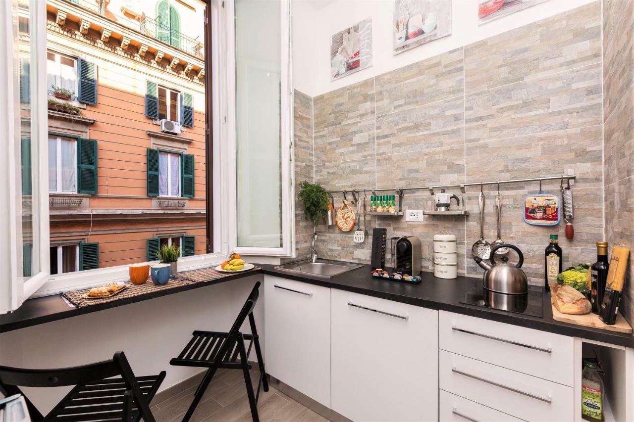 Boutique Domus Trastevere Bertani Рим Екстер'єр фото